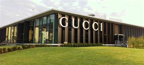 outlet gucci milan|gucci outlet near milan.